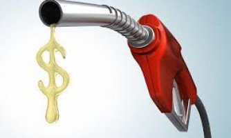 Gasolina deve subir R$ 0,22 e diesel, R$ 0,15