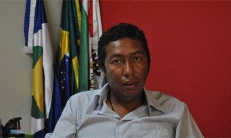 Juíza afasta secretário e prefeito de Porto Esperidião