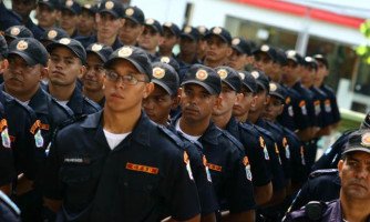 SEGURANÇA PÚBLICA: Governador apresenta reforço de 1.062 novos policiais militares, civis e bombeiros