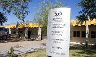 Detran volta a atender nesta sexta-feira