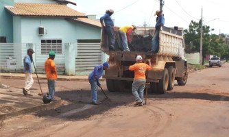 Jardim das Oliveiras em Mirassol recebe operação Tapa-Buraco