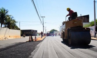 Prefeitura de Quatro Marcos  assina contrato de mais de 2 milhões em pavimentação asfáltica  e rede de água pluvial