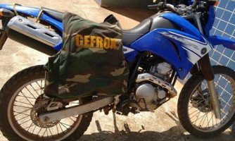 Gefron prende na fronteira homem e moto com sinais de adulteração