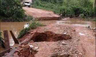 Reserva do Cabaçal fica isolada após ponte de acesso ser levada pela chuva