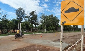 Prefeitura instala lombadas e aumenta segurança no transito de Mirassol