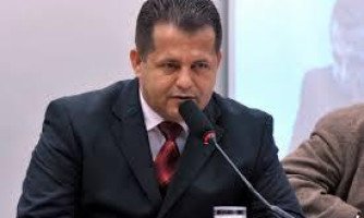 Seis deputados de MT votam pelo impeachment de Dilma; dois são contra