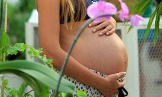 Hospitais e maternidades deverão ter sala adequada para realização de parto humanizado