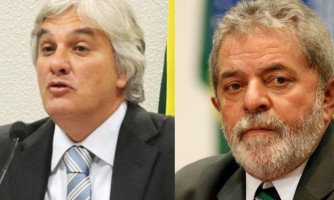 DIZ REVISTA:  Delcídio aponta Lula como chefe de esquema, diz revista