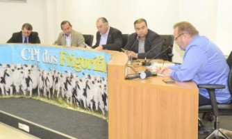 FRIGORÍFICOS: Investidores estão confiantes no mercado de abate em Mato Grosso