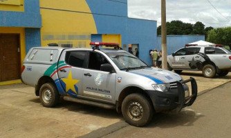 Policia recolhe mercadorias da  feira do Braz  em Quatro Marcos