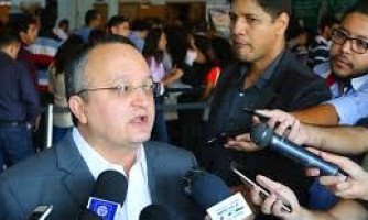 Taques dá apoio para empresas se instalarem em MT