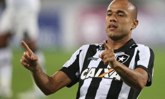 Botafogo derrota o Vasco em clássico no Niltão