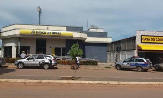 QUATRO MARCOS: Bandidos arrombam cofre e levam revólveres de agência do BB