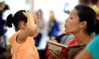 Centro-dia do Estado atende crianças com microcefalia ou deficiências
