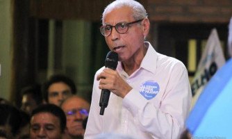 Aos 71 anos, Júlio desiste de disputar AL e se aposenta politicamente pela 2ª vez