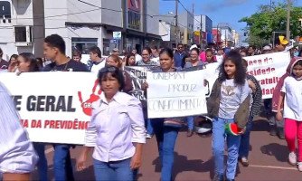 Professores da Unemat reagem ao anúncio do governo de corte de verbas e aderem à Greve Nacional da educação