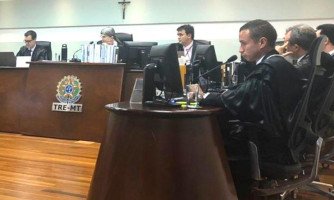 Justiça Eleitoral cassa diploma de prefeito e vice de Lambari D’Oeste