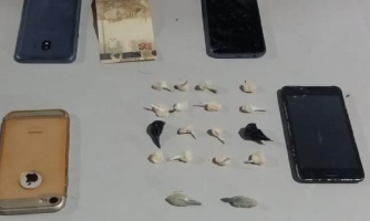 Após denúncia anônima, PM prende quadrilha por tráfico