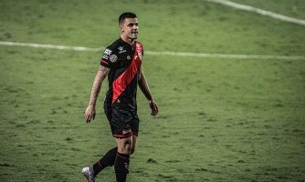 Esportes Atlético-GO derrota Vasco de virada em São Januário