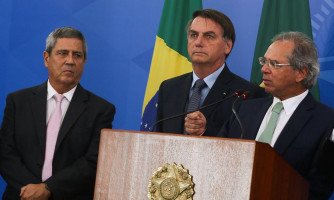 Bolsonaro sanciona Lei que viabiliza repasse de até R$ 62 bilhões a estados e municípios