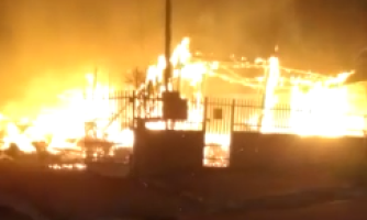 Incêndio em residência em Quatro Marcos mobiliza Policia Militar e três pessoas são resgatadas