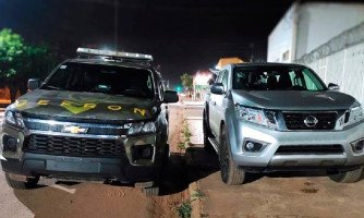 Gefron apreende duas camionetes que seriam trocadas por droga na Bolívia