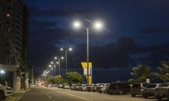 136 municípios de MT serão contemplados com luminárias de Led