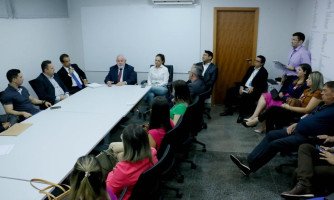 Comitiva de prefeitos, vereadores e advogados de Araputanga, Indiavai e Reserva do Cabaçal reúnem com Corregedor-Geral da Justiça para solicitar  um magistrado para a Comarca de Araputanga