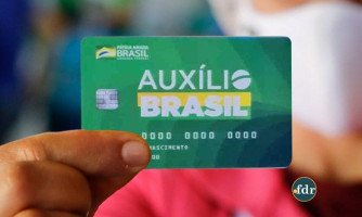 Auxílio Brasil e Auxílio Gás vão depositar pagamentos antecipadamente