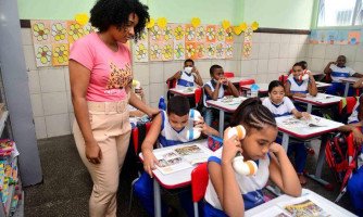 Prefeitura convoca novos professores aprovados em concurso público; veja a lista dos nomes