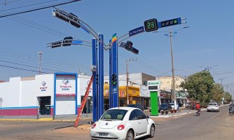 São José dos Quatro Marcos Instala Novo Semáforo no Cruzamento da Avenida São Paulo com a Avenida Dr. Guilherme Pinto Cardoso