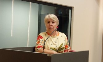 Presidente da ONG Causa Animal 4 Marcos-MT denuncia morador por maus-tratos a cachorro; Dra. Sandra usa a tribuna da Câmara para cobrar providências sobre caso registrado em vídeo