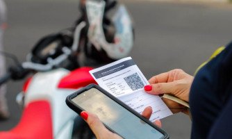 Proprietário de veículo placa final 7 deve quitar o licenciamento até 31 de julho