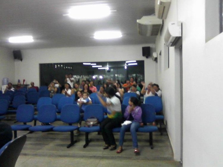 Vereadores de Quatro Marcos aprovam Projeto que concede piso nacional aos professores municipais