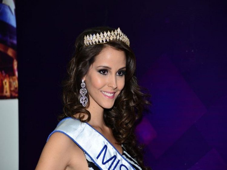 Cearense Melissa Gurgel é eleita a nova Miss Brasil