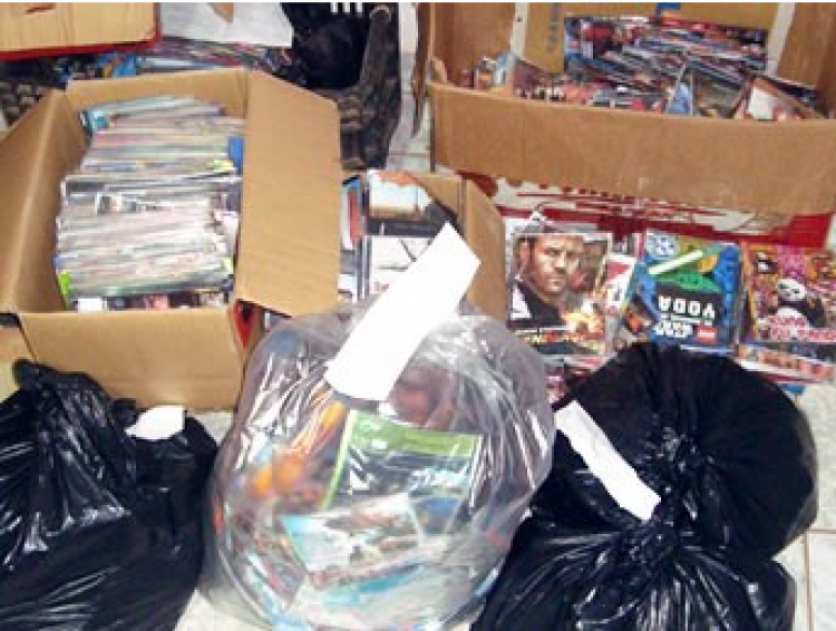 Polícias apreendem 2,8 mil CDs e DVDs piratas em Mirassol