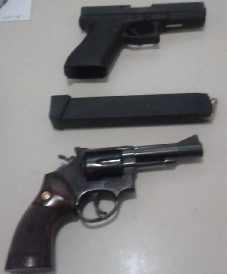 Operação integrada recupera motocicleta furtada e apreende armas de fogo em Lambari D'Oeste