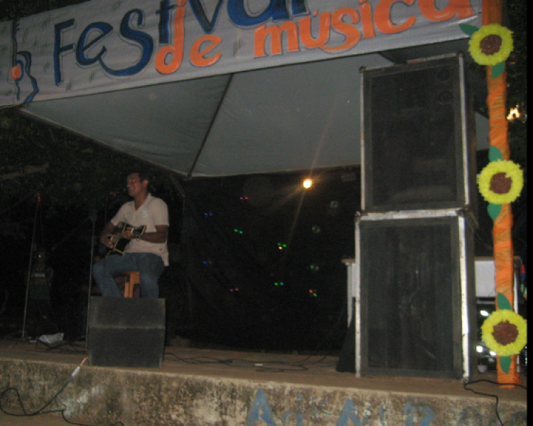 Escola Bento Alexandre no Distrito de Santa Fé promove em 02 de maio o 8º Festival de Música