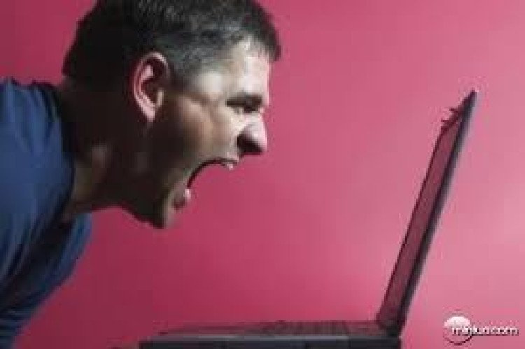 Região Oeste: Problemas em dslan e fibra óptica podem ser causa de lentidão para navegação na web