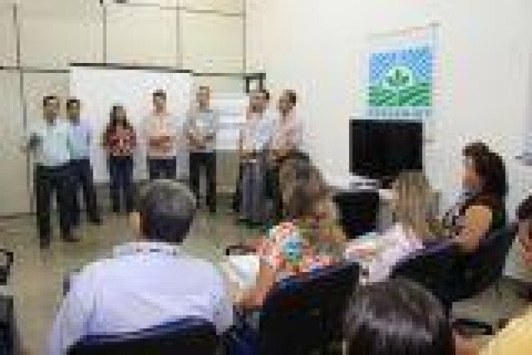 Técnicos da Empaer são capacitados para atender produtores de leite em MT
