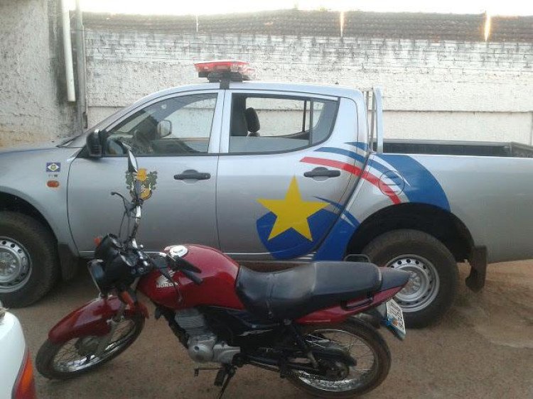 Policia Militar recupera motocicleta em menos de 10 minutos após o roubo em Mirassol  D'Oeste
