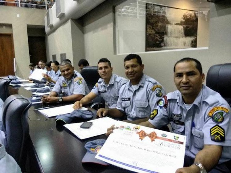 Policiais Militares de Quatro Marcos, Mirassol e Cáceres recebem Moção de Aplausos na  Assembléia Legislativa de MT