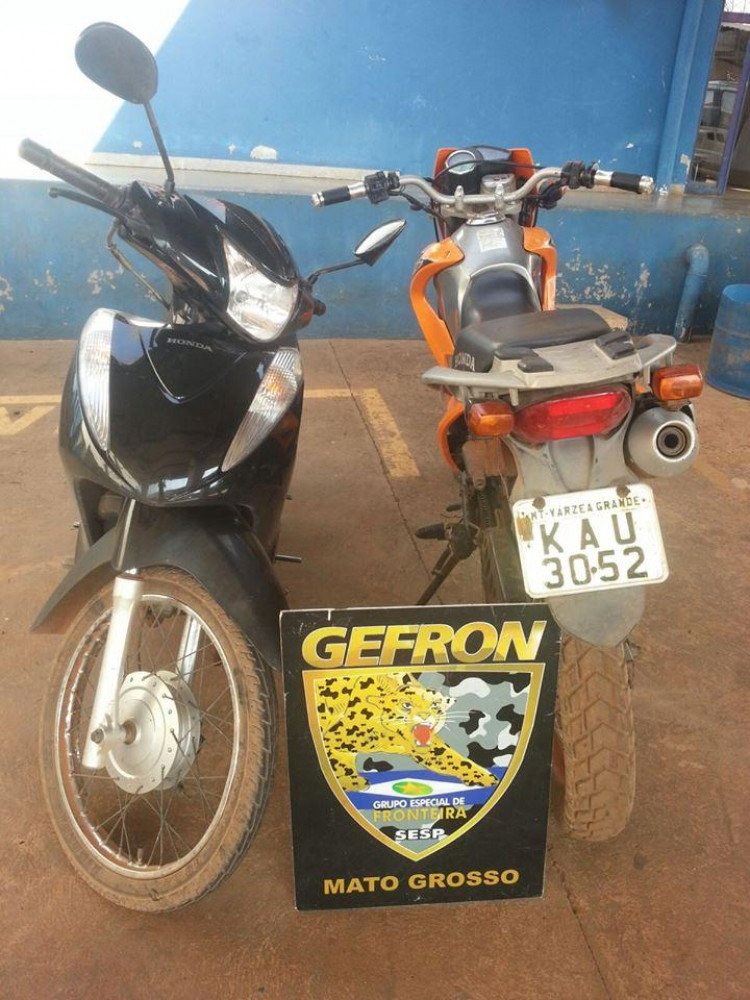 GEFRON recupera na Fronteira motocicleta produto de roubo