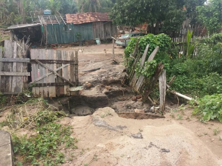 Forte chuva causa estragos e prejuízos em Jauru, prefeita aciona defesa civil