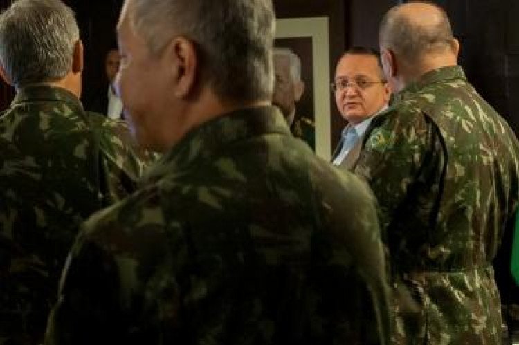 SEGURANÇA NA FRONTEIRA: Governador vai buscar recursos para implantação do Sisfron