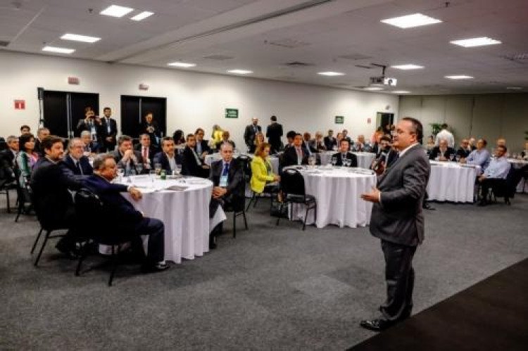 Taques apresenta o cenário positivo aos investidores e prevê crescimento