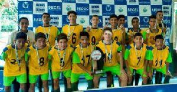 Araputanga conquista título inédito de campeão estadual de futebol nos Jogos Estudantil