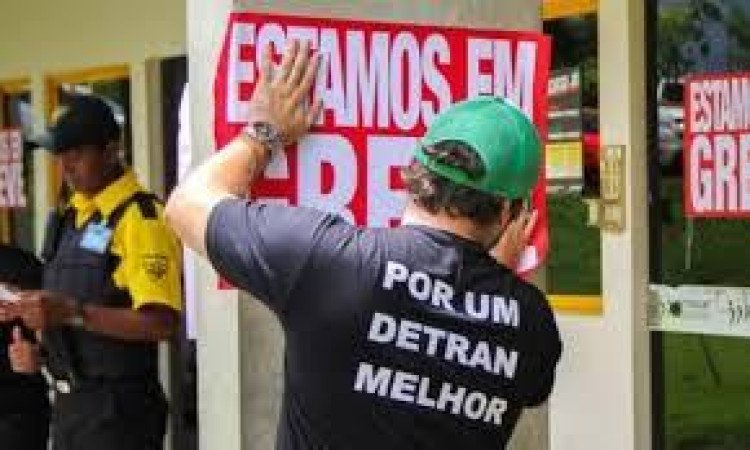 Servidores decidem encerrar a greve do Detran-MT