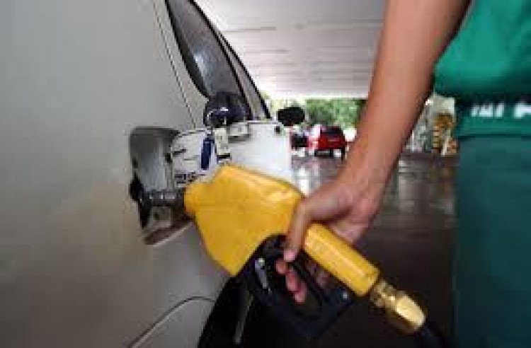 Gasolina vai aumentar a partir de 1º de fevereiro
