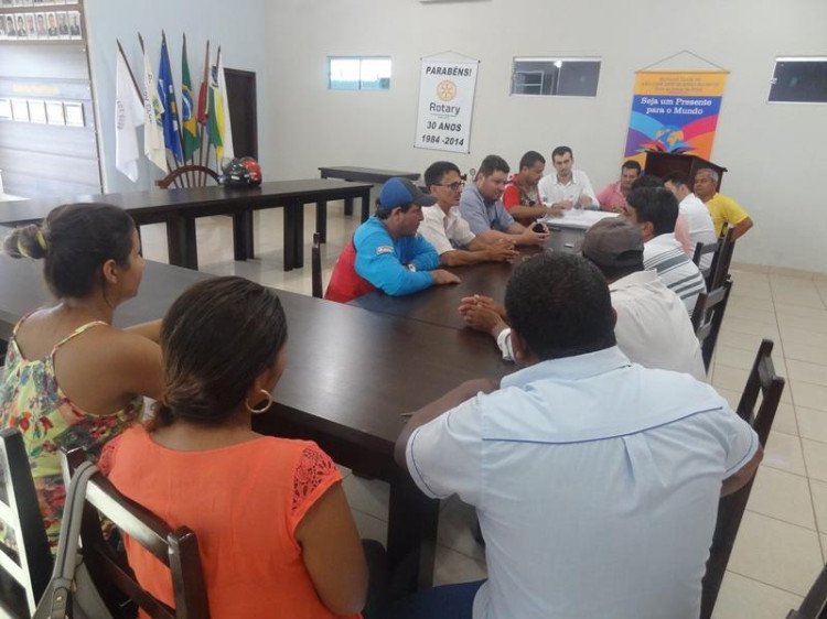 Grupo de amigos do whatsapp   lançam  campanha para combate ao Aedes aegypti em Quatro Marcos